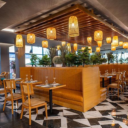 Park Inn By Radisson Наджран Екстериор снимка