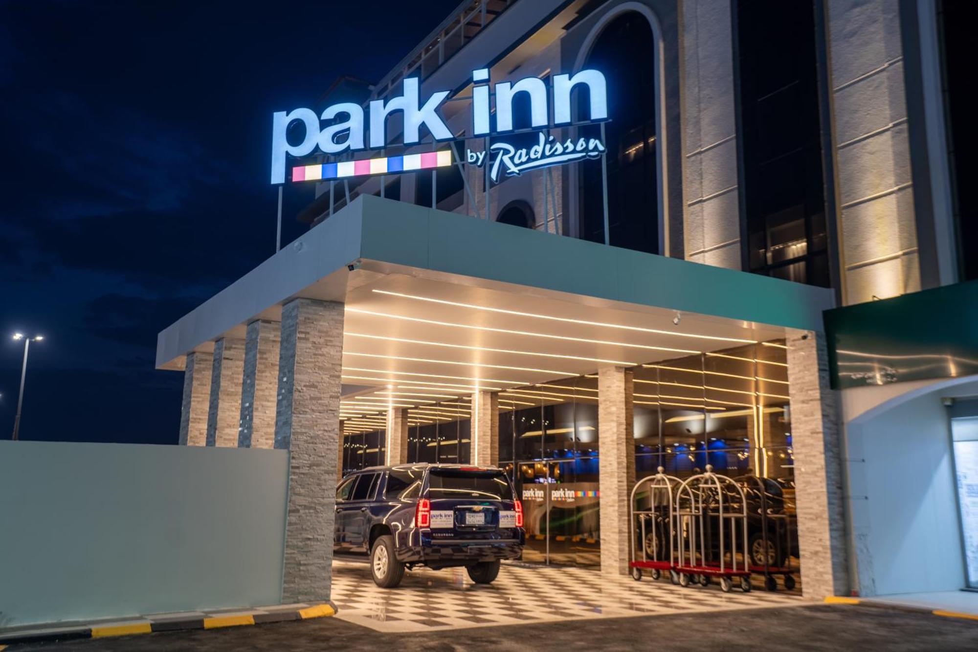 Park Inn By Radisson Наджран Екстериор снимка